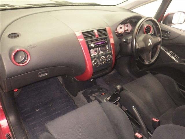 Mitsubishi COLT 2011 8359933-4