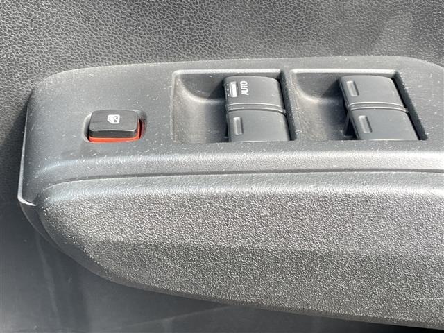 Honda FIT 2007 8359942-8
