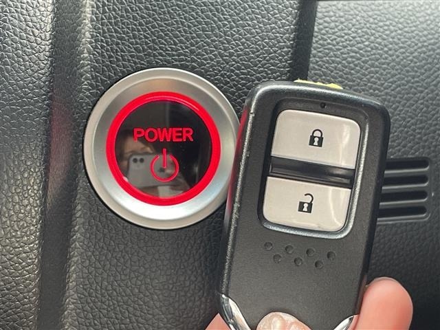 Honda FIT 2018 8359959-21