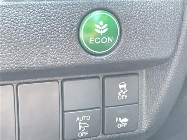 Honda FIT 2015 8359972-22