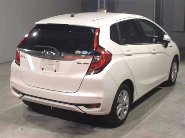Honda FIT 2017 8360019-1