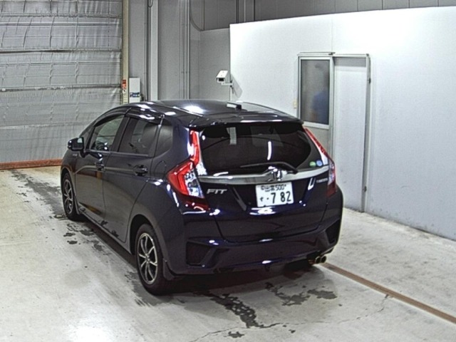 Honda FIT 2016 8360047-1
