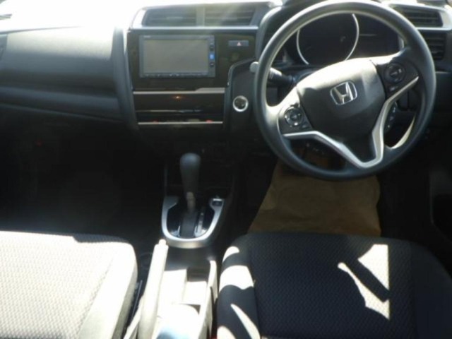Honda FIT 2017 8360060-3