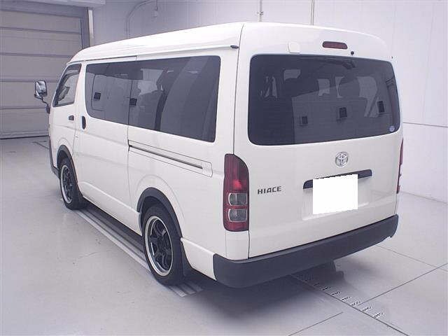Toyota HIACE WAGON 2015 8359691-1