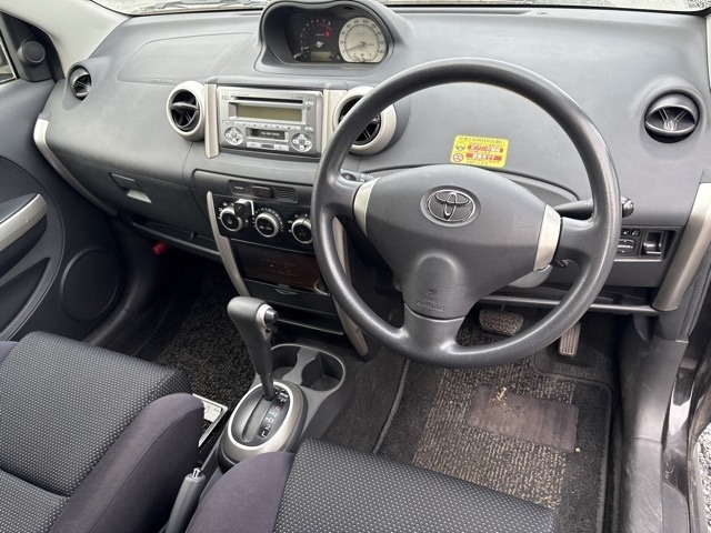 Toyota IST 2003 8359802-3