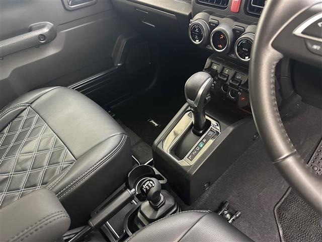 Suzuki JIMNY 2024 8364018-20