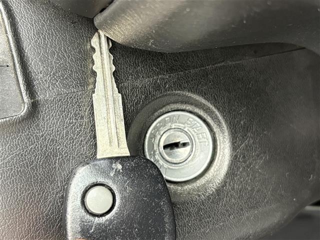 Suzuki JIMNY 2003 8364033-1