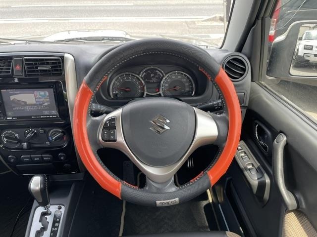 Suzuki JIMNY 2015 8364034-1