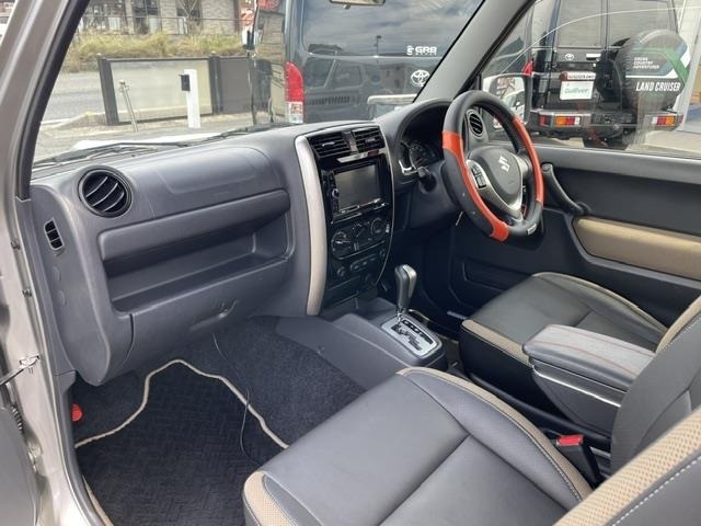 Suzuki JIMNY 2015 8364034-2