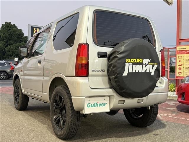 Suzuki JIMNY 2004 8364046-4