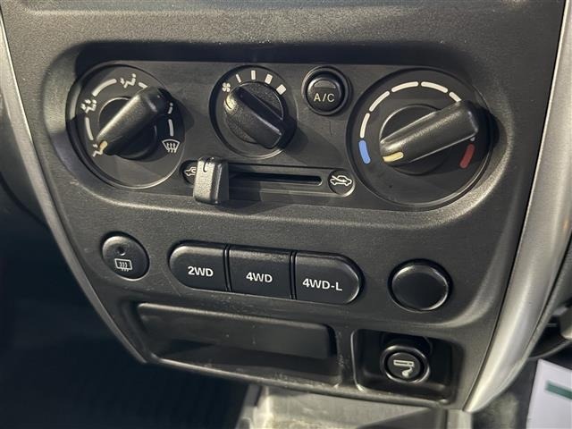 Suzuki JIMNY 2004 8364046-8