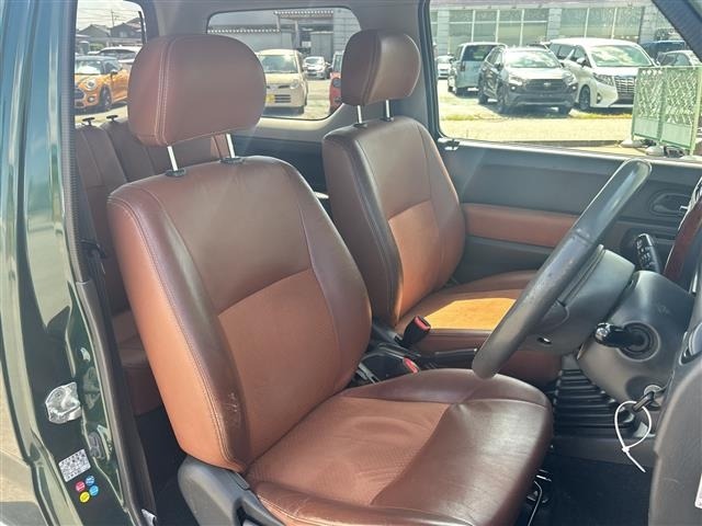 Suzuki JIMNY 2006 8364059-1