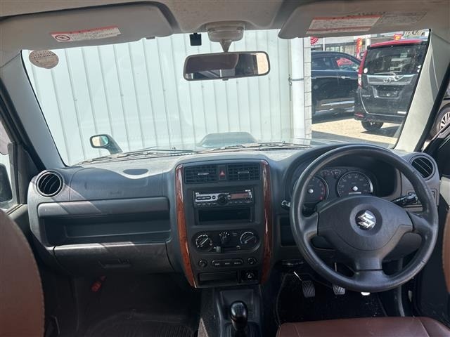 Suzuki JIMNY 2006 8364059-14