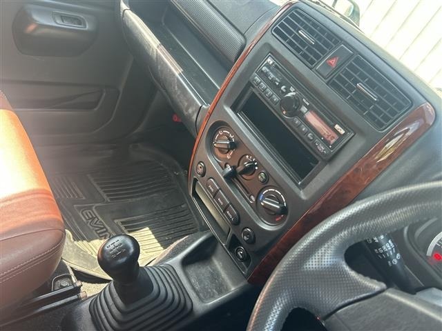 Suzuki JIMNY 2006 8364059-19
