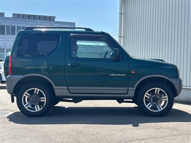 Suzuki JIMNY 2006 8364059-2