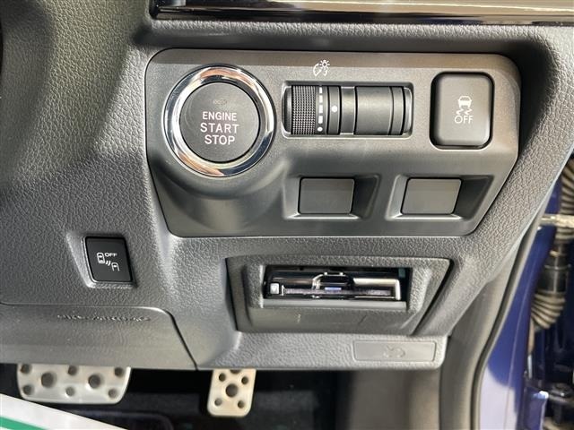 Subaru LEVORG 2017 8360400-10