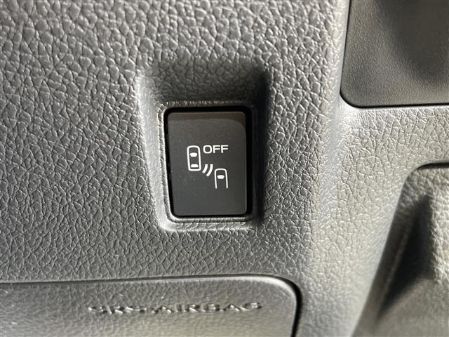 Subaru LEVORG 2017 8360400-11