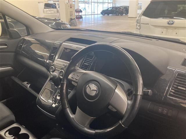 Mazda MPV 2006 8363953-2