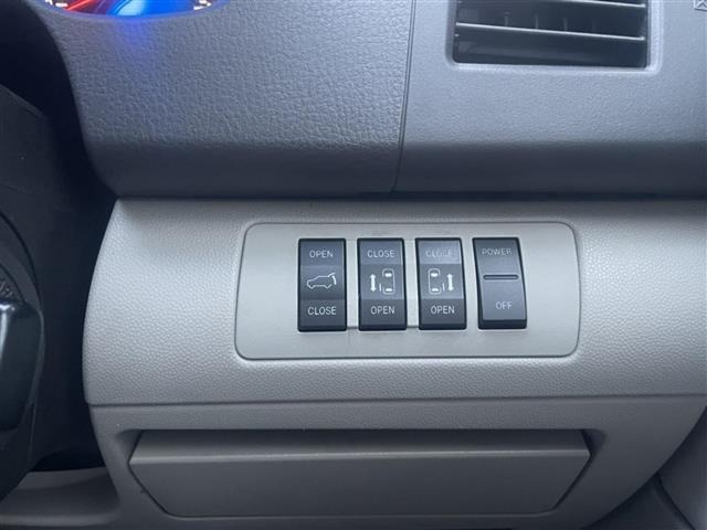 Mazda MPV 2009 8363954-5