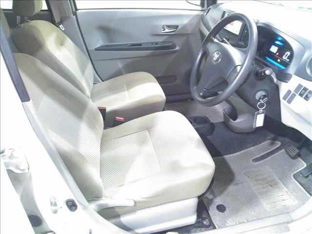 Toyota PIXIS EPOCH 2013 8359804-4