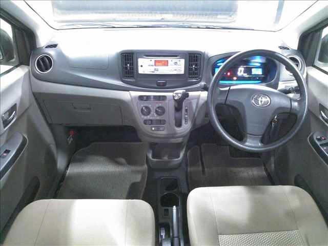 Toyota PIXIS EPOCH 2013 8359804-5