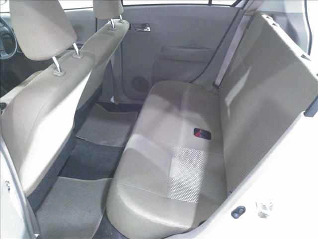 Toyota PIXIS EPOCH 2013 8359804-6