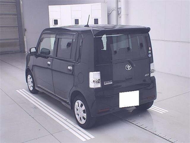 Toyota PIXIS SPACE 2013 8359751-1