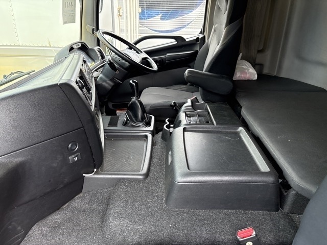 Hino PROFIA 2015 8361575-5
