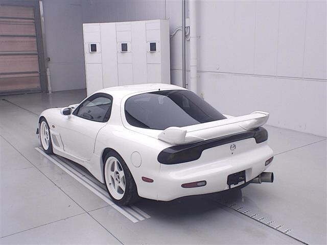 Mazda RX-7 1999 8360025-1