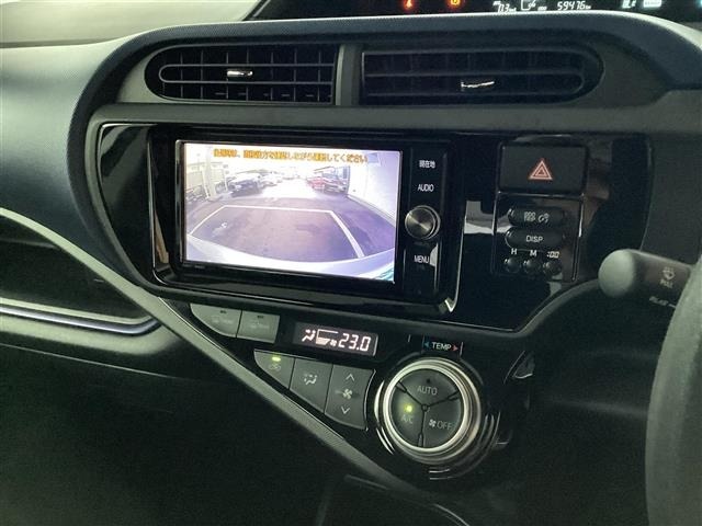 Toyota AQUA 2016 8417996-10