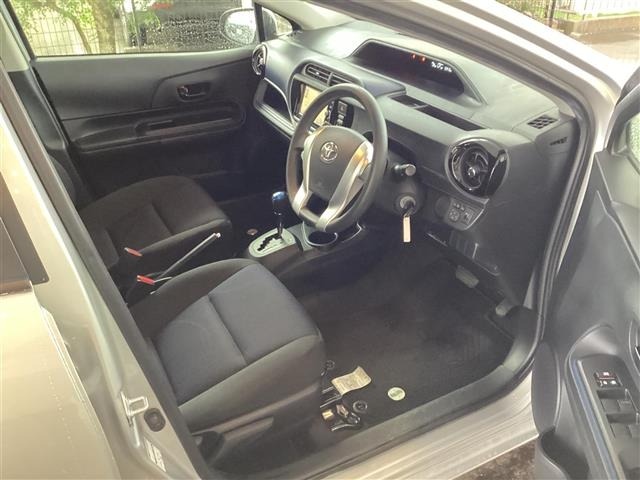 Toyota AQUA 2016 8417996-15