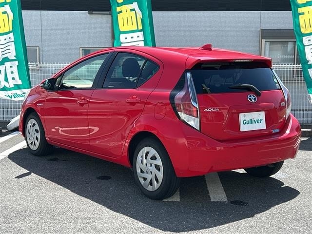 Toyota AQUA 2016 8418087-13