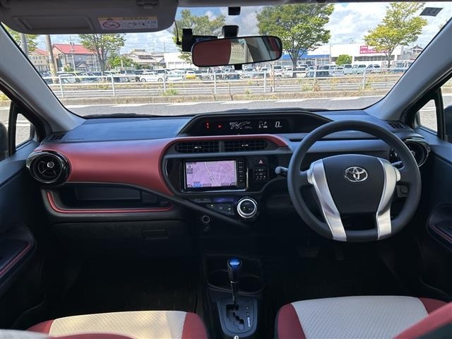 Toyota AQUA 2016 8418087-14