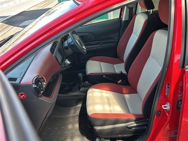 Toyota AQUA 2016 8418087-4