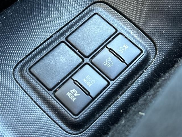 Toyota AQUA 2016 8418087-5