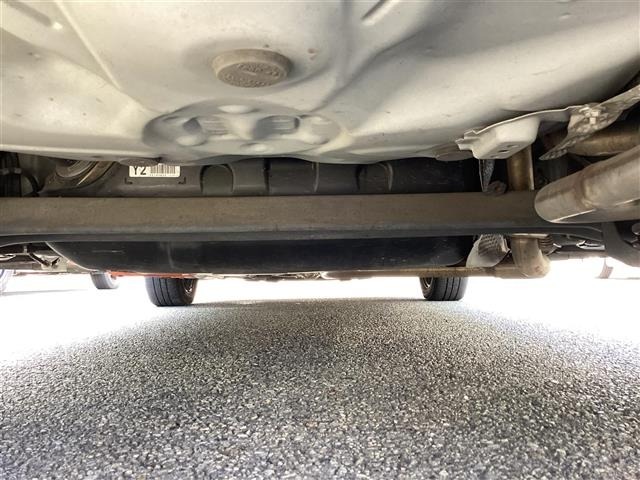 Toyota AQUA 2017 8418093-5