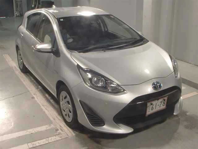 Toyota AQUA 2019 8418249-0
