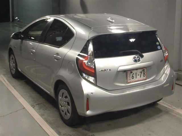 Toyota AQUA 2019 8418249-1