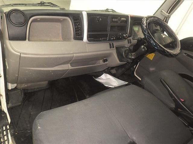Mitsubishi CANTER 2017 8421079-4