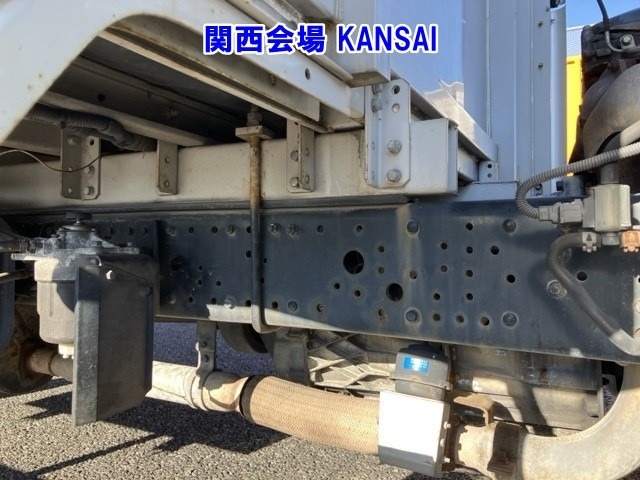Mitsubishi CANTER 2011 8421118-11