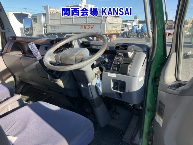 Mitsubishi CANTER 2011 8421118-4