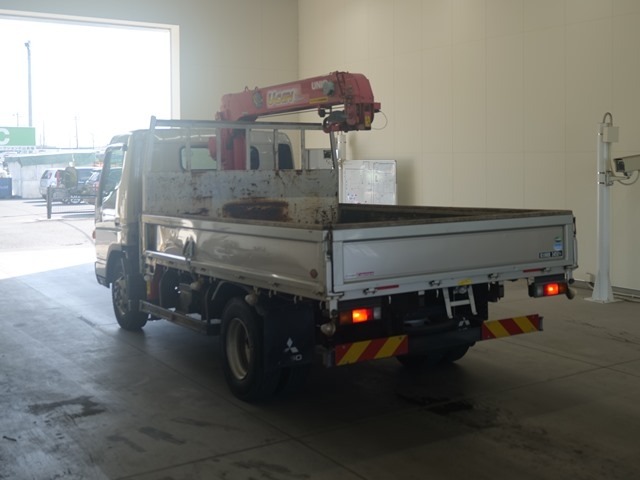 Mitsubishi CANTER 2015 8421120-1