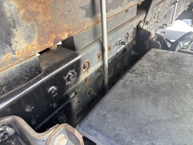 Mitsubishi CANTER 2015 8421120-12