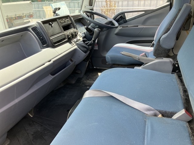 Mitsubishi CANTER 2015 8421120-5