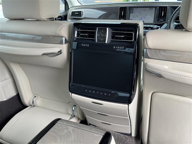 Toyota CENTURY 2019 8411406-16