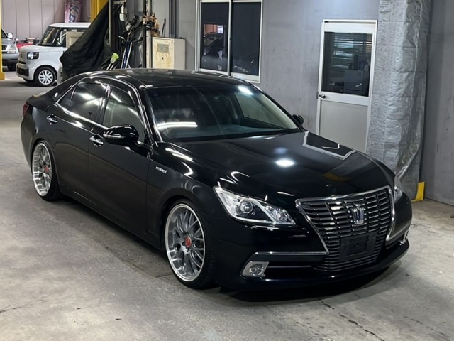 Toyota CROWN 2013 8385009-4