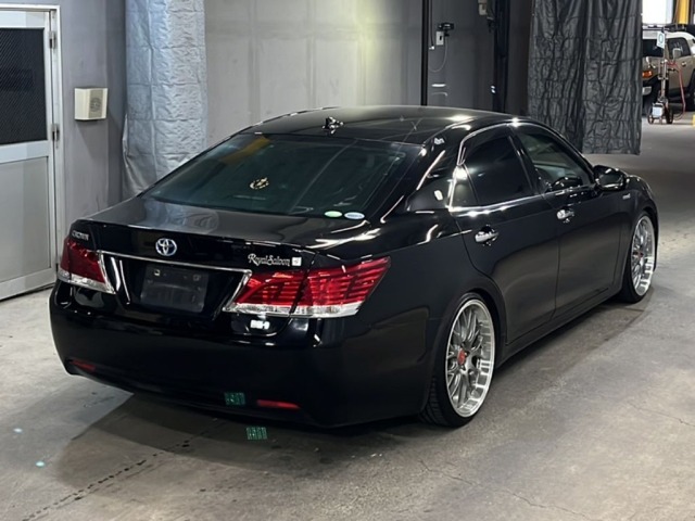 Toyota CROWN 2013 8385009-5