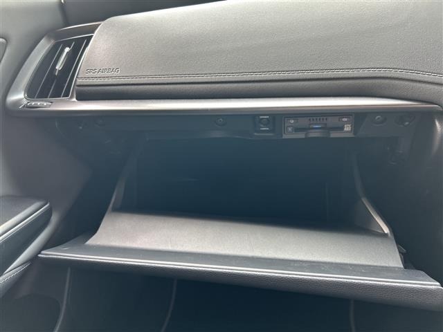 Toyota CROWN 2022 8388006-5