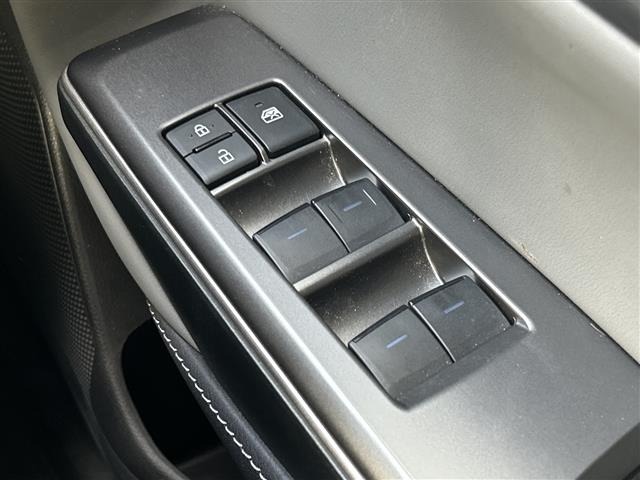 Toyota CROWN 2022 8388006-6