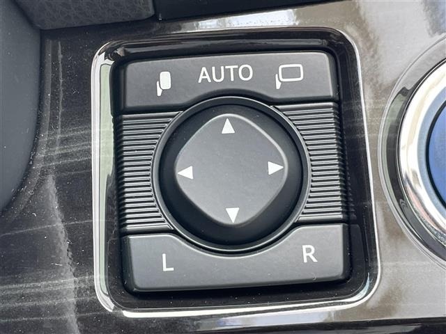 Toyota CROWN 2015 8388772-3